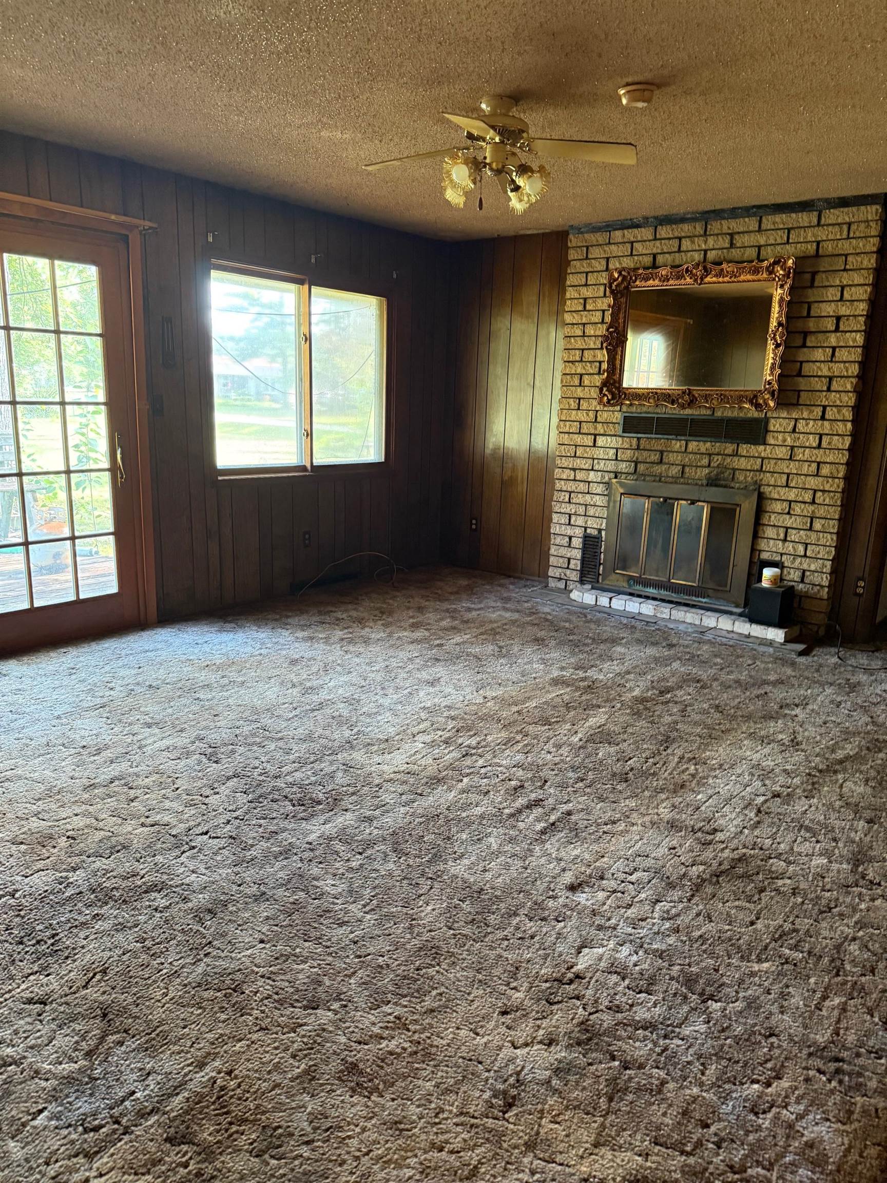 9575 East Broomfield Road Mount Pleasant, MI 48858 - Photo 5 of 14 1936900-2a9b1bbb-616b-477b-bbd2-1d64c524136d.JPG