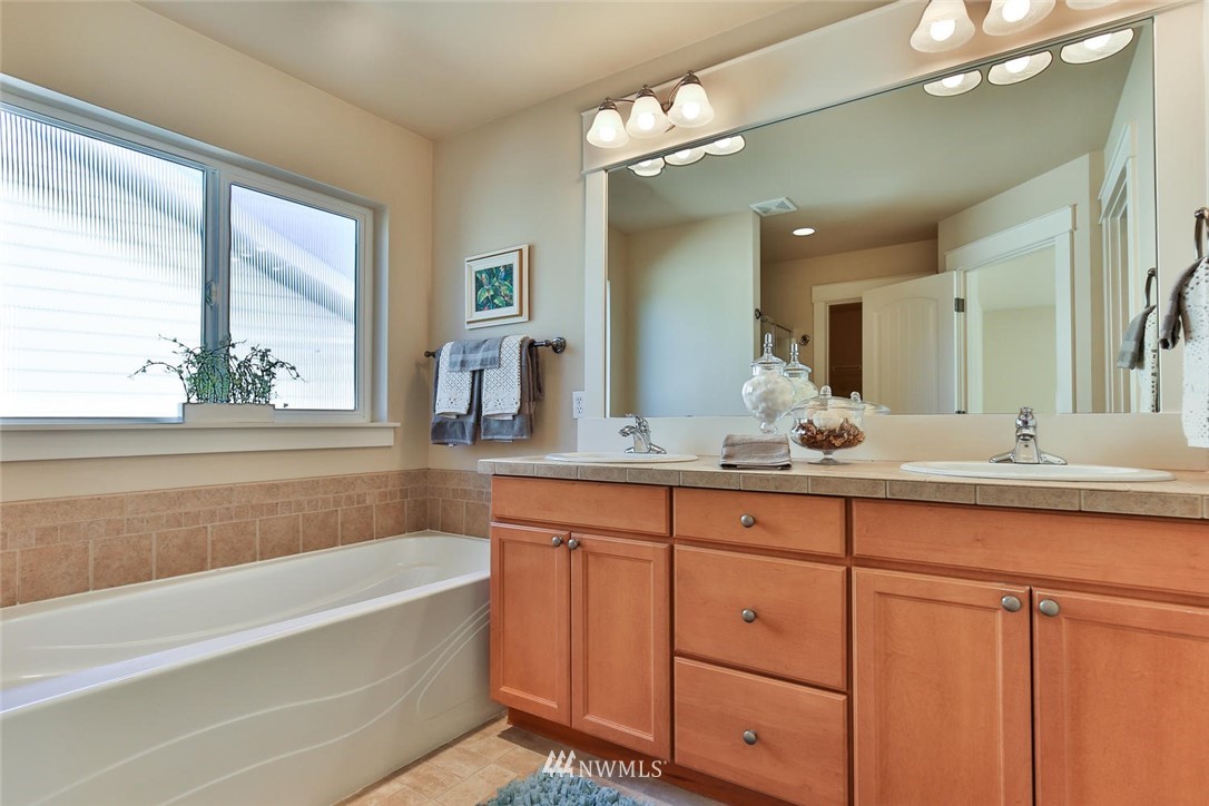 827 235th Place Southeast, Unit 38 Bothell, WA 98021 - Photo 13 of 23
