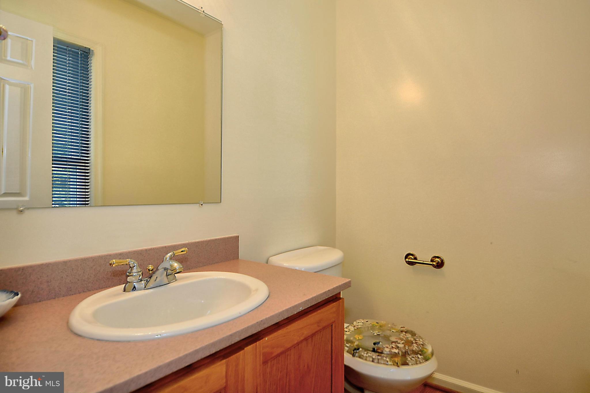 1351 Shallow Ford Road Herndon, VA 20170 - Photo 12 of 27 Bath