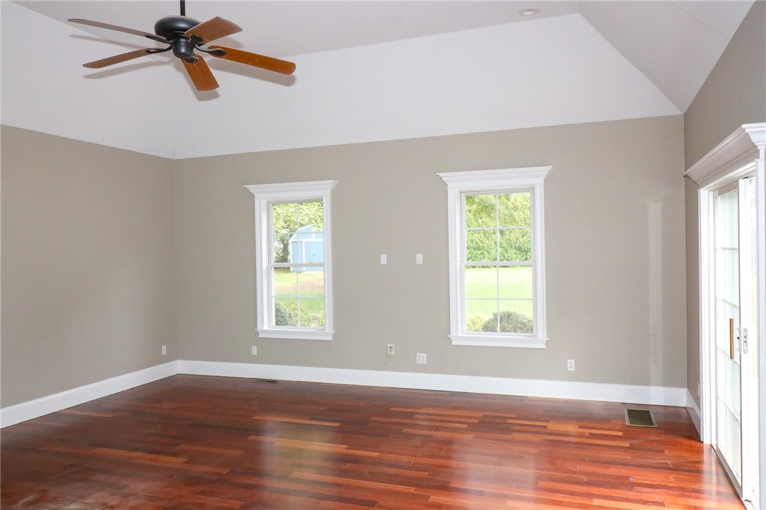 6 Rawson Road Cumberland, RI 02864 - Photo 11 of 40