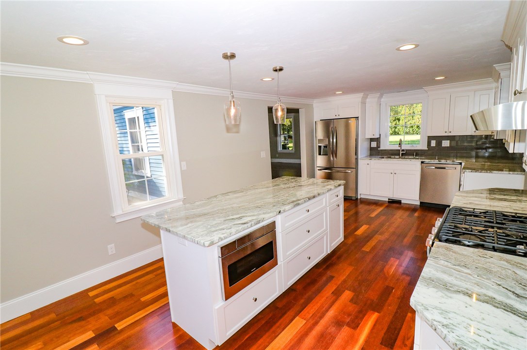 6 Rawson Road Cumberland, RI 02864 - Photo 12 of 40