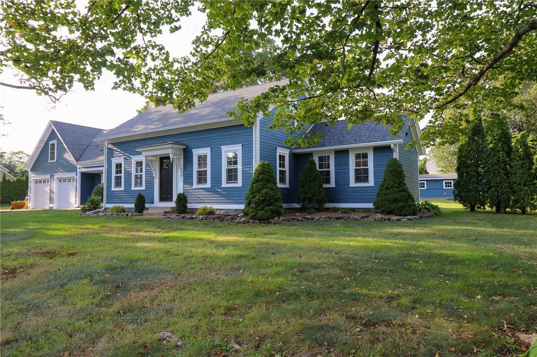 6 Rawson Road Cumberland, RI 02864 - Photo 2 of 40