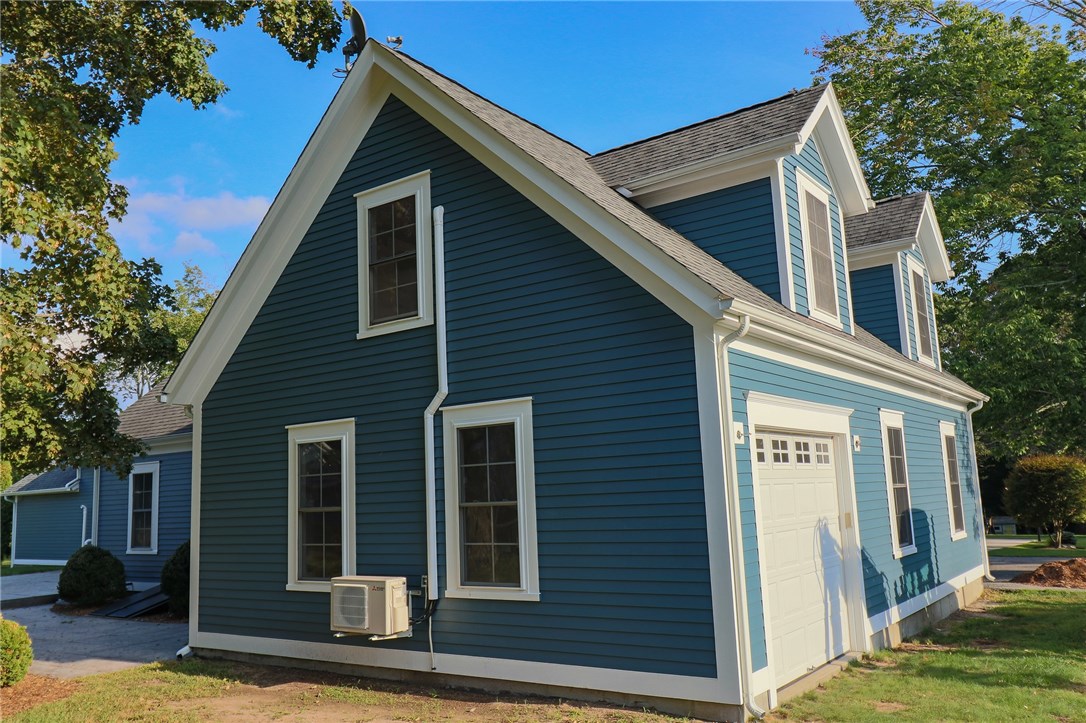 6 Rawson Road Cumberland, RI 02864 - Photo 5 of 40