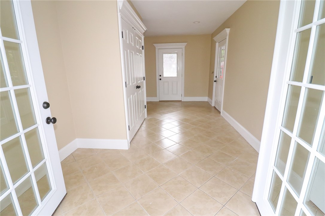 6 Rawson Road Cumberland, RI 02864 - Photo 10 of 40