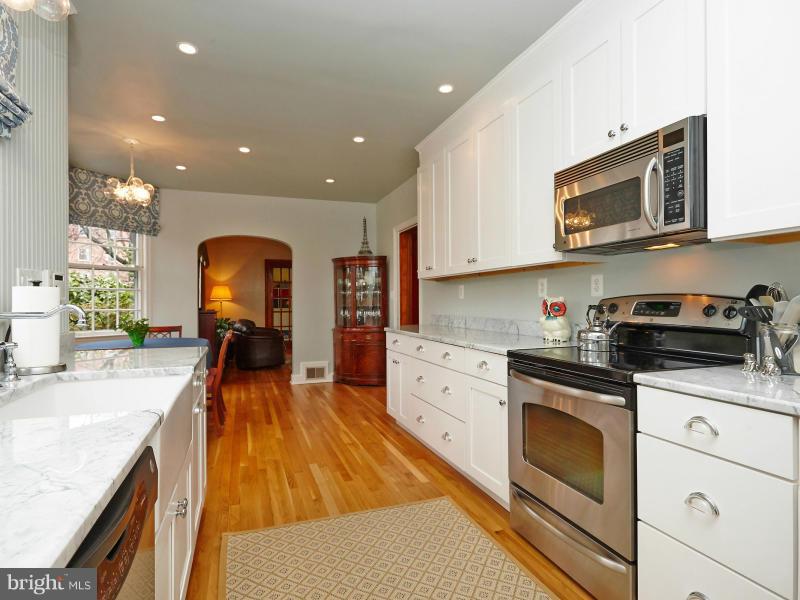 1812 Myrtle Road Silver Spring, MD 20902 - Photo 12 of 30 Kitchen