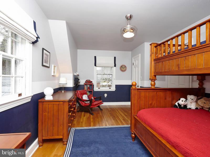 1812 Myrtle Road Silver Spring, MD 20902 - Photo 21 of 30 Bedroom