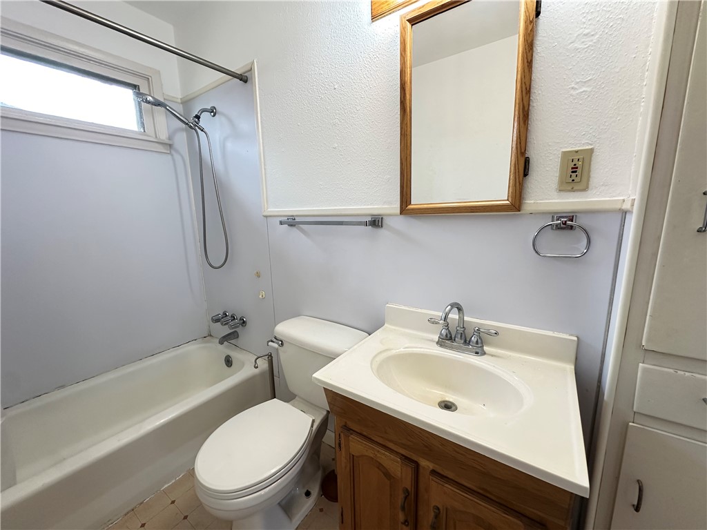 921 Oak Street Taft, TX 78390 - Photo 17 of 26