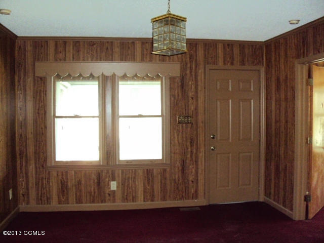 1285 Temples Point Road Havelock, NC 28532 - Photo 11 of 17 Living Room