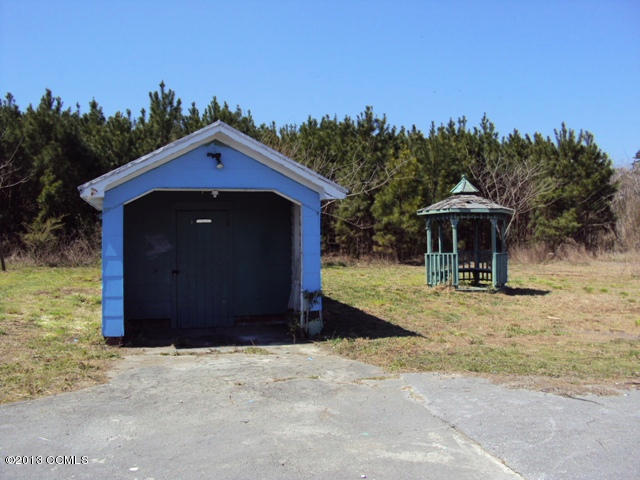 1285 Temples Point Road Havelock, NC 28532 - Photo 14 of 17 Detached garage-gazebo