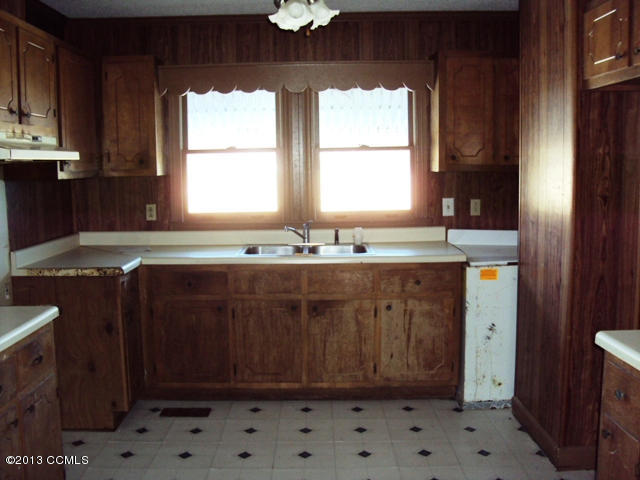 Kitchen 2