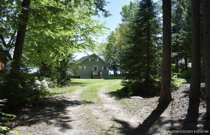 28 Forrest Drive Millinocket, ME 04462 - Photo 4 of 15 BF70B34D-A1DC-454C-B275-29C1C87D5E07