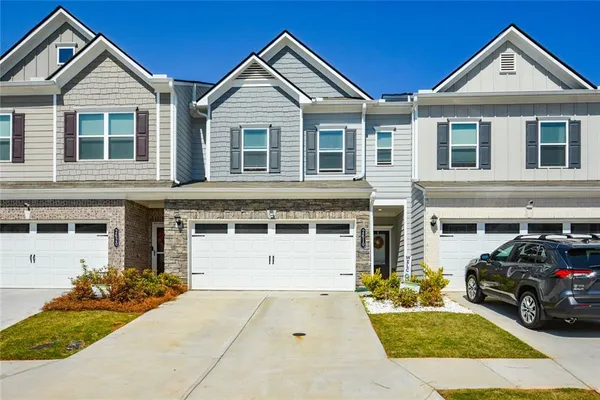 $2,760 | 2610 Ravencliff Drive, Austell, GA 30168