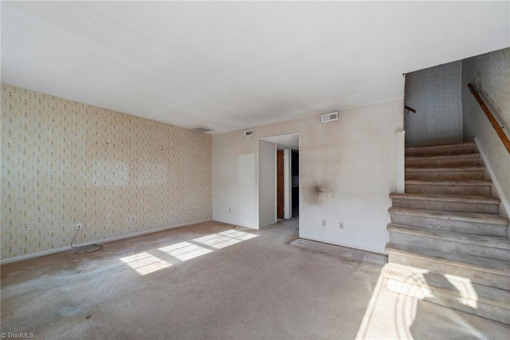 5701 Bramblegate Road Greensboro, NC 27409 - Photo 3 of 23 Gallery Image 3