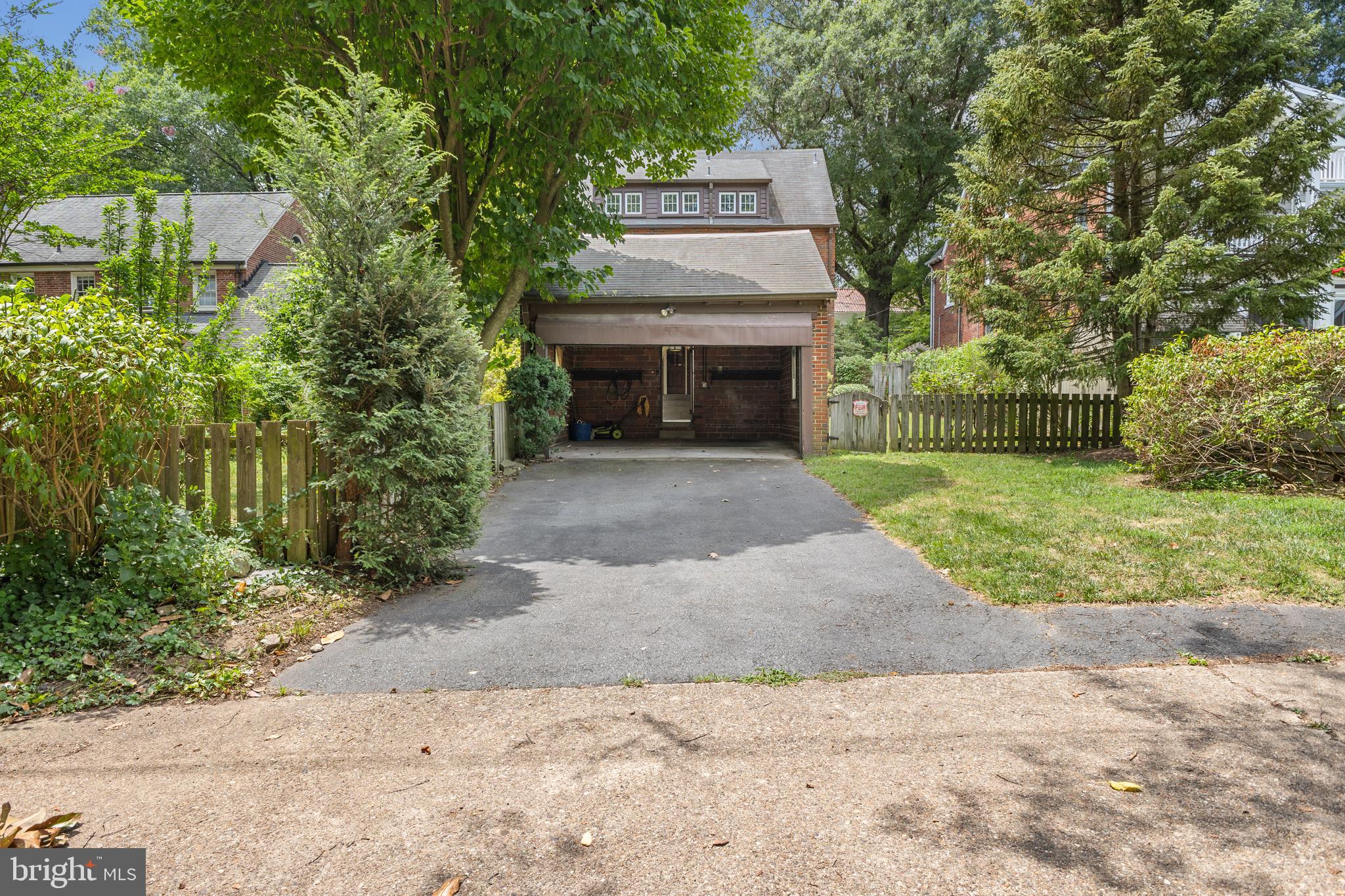 5035 Reno Road Northwest Washington, DC 20008 - Photo 39 of 39 Gallery Image 39