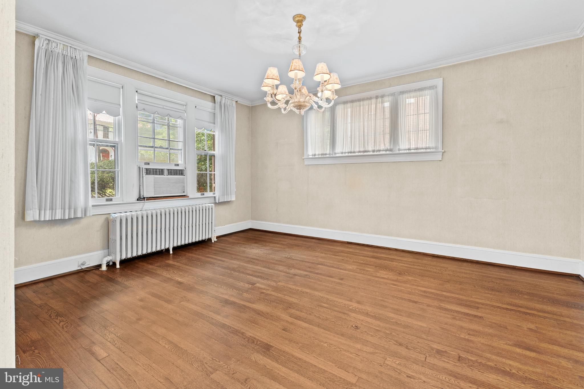 5035 Reno Road Northwest Washington, DC 20008 - Photo 8 of 39 Gallery Image 8