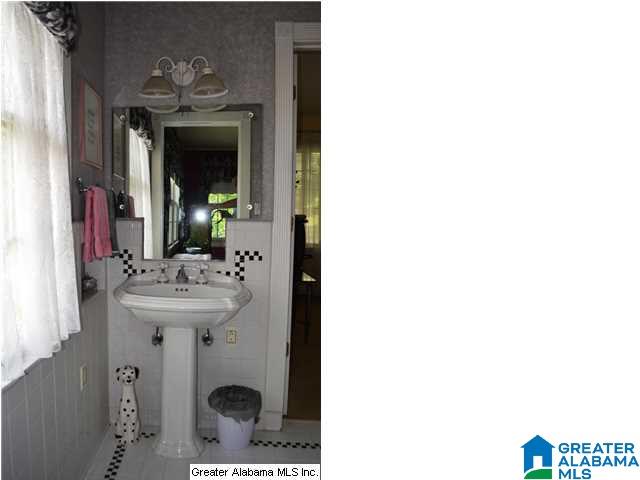1207 Glen View Road Birmingham, AL 35222 - Photo 24 of 32