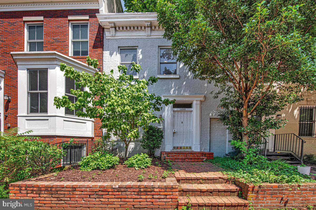 1233 4th Street Northwest Washington, DC 20001 - Photo 1 of 31
