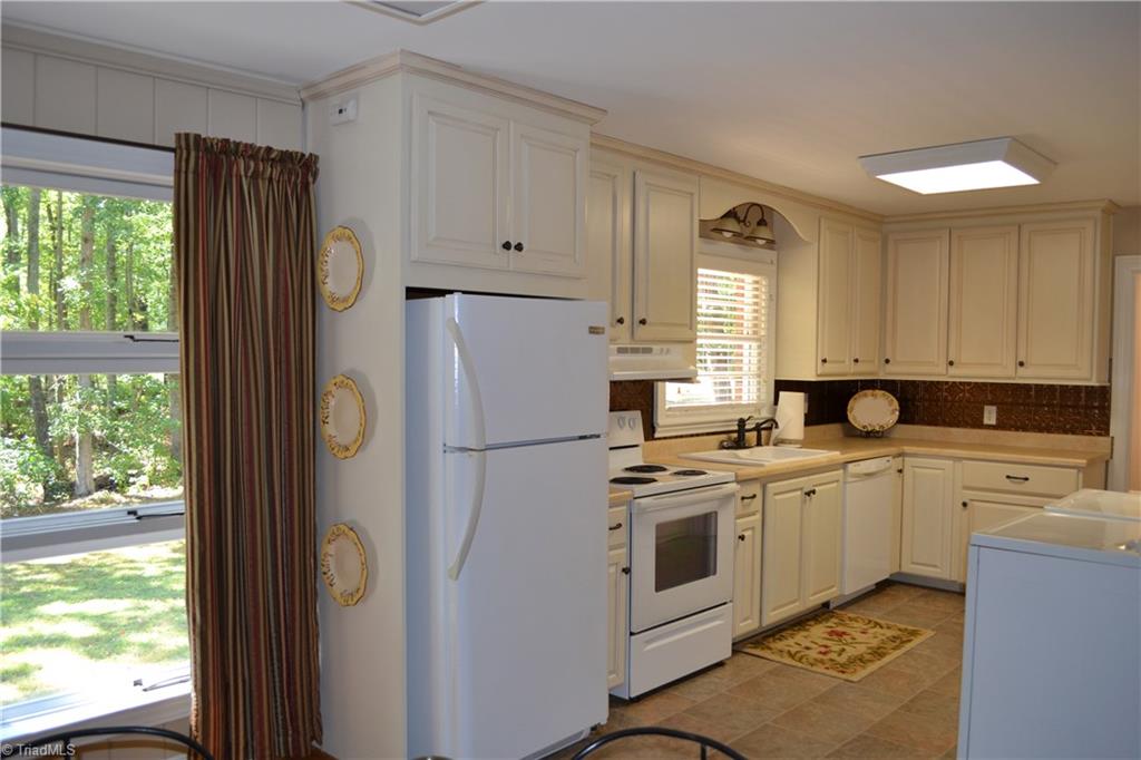 202 River Road Mayodan, NC 27027 - Photo 16 of 30 Gallery Image 16