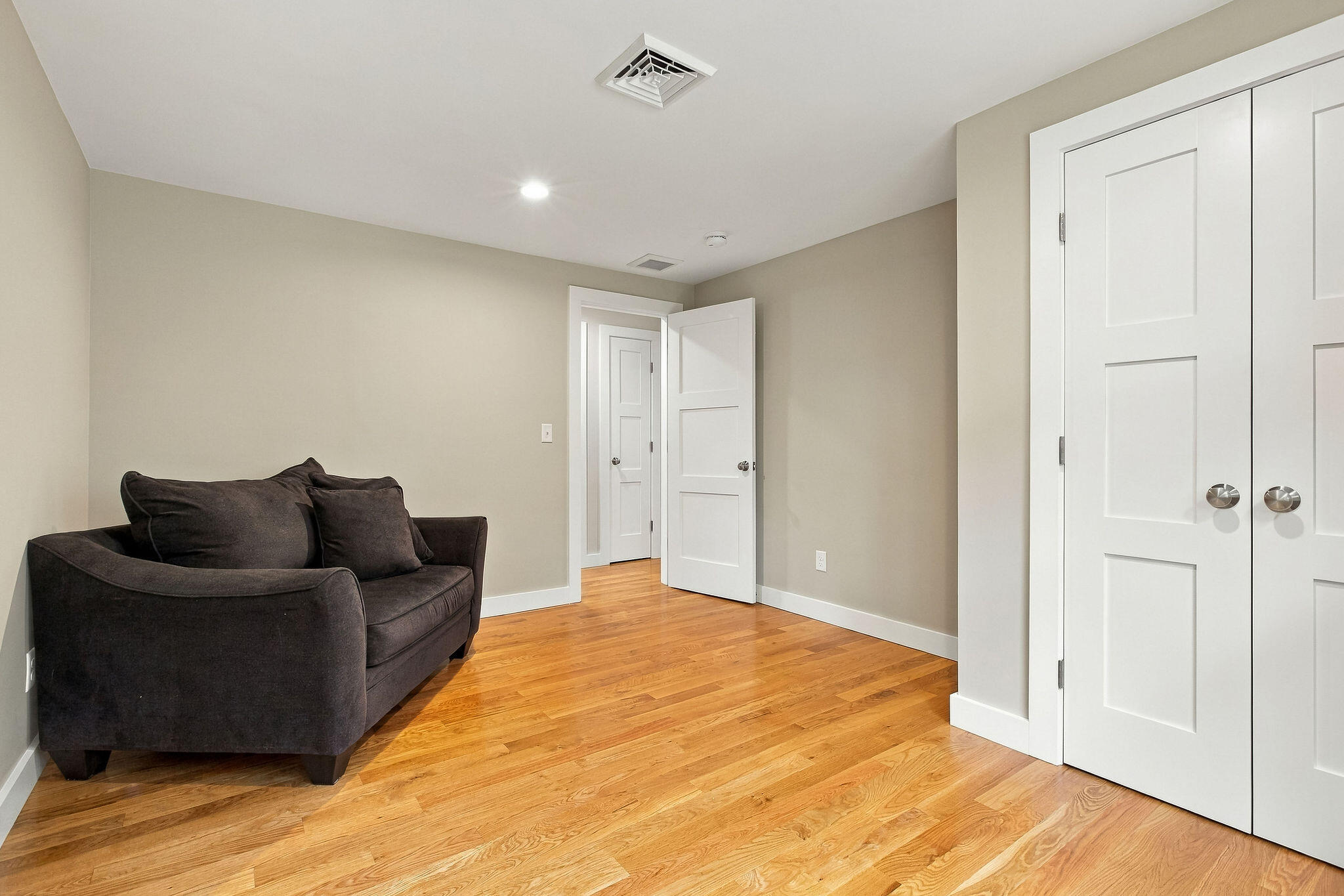877 Bumps River Road Centerville, MA 02632 - Photo 27 of 37 877BumpsRiverRd-44