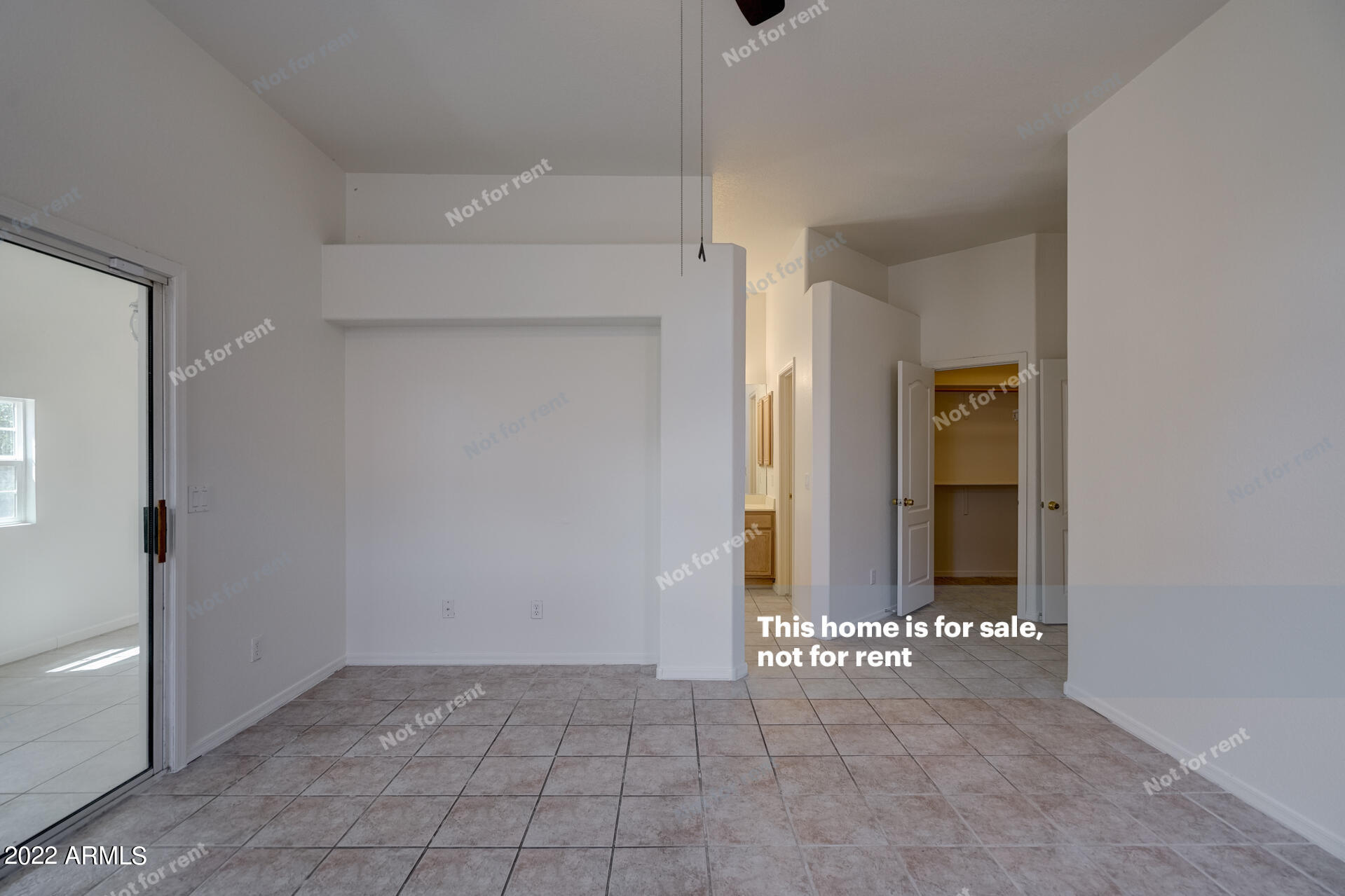 17648 North 17th Street Phoenix, AZ 85022 - Photo 20 of 31 a view of an empty room and window