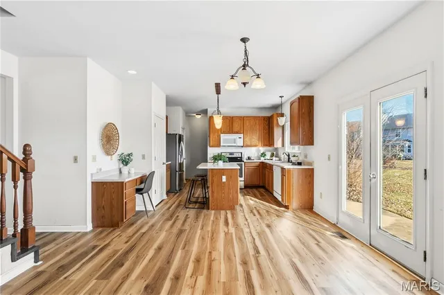 $375,000 | 3908 Jost Farm Way, Florissant, MO 63034