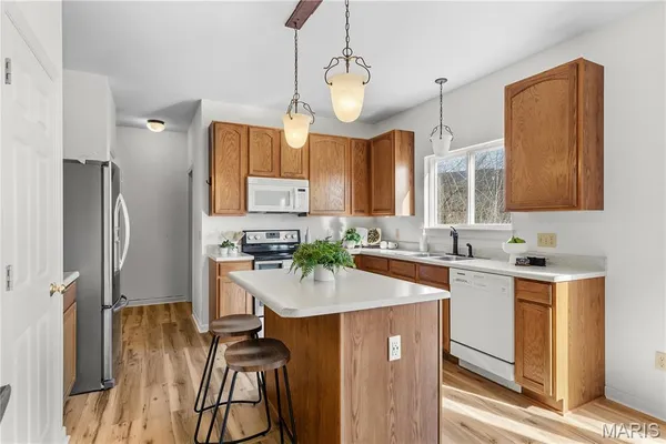 $375,000 | 3908 Jost Farm Way, Florissant, MO 63034