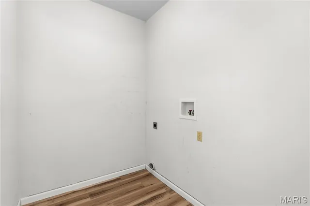 $375,000 | 3908 Jost Farm Way, Florissant, MO 63034