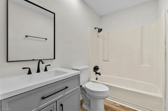 $1,100 | 718 Miles Street, Eden, NC 27288