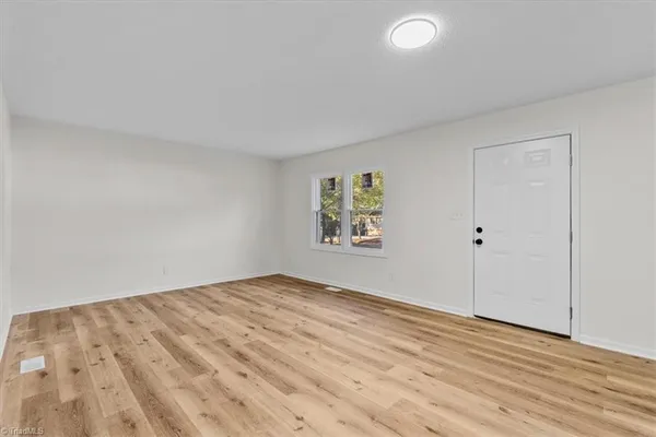 $1,050 | 718 Miles Street, Eden, NC 27288