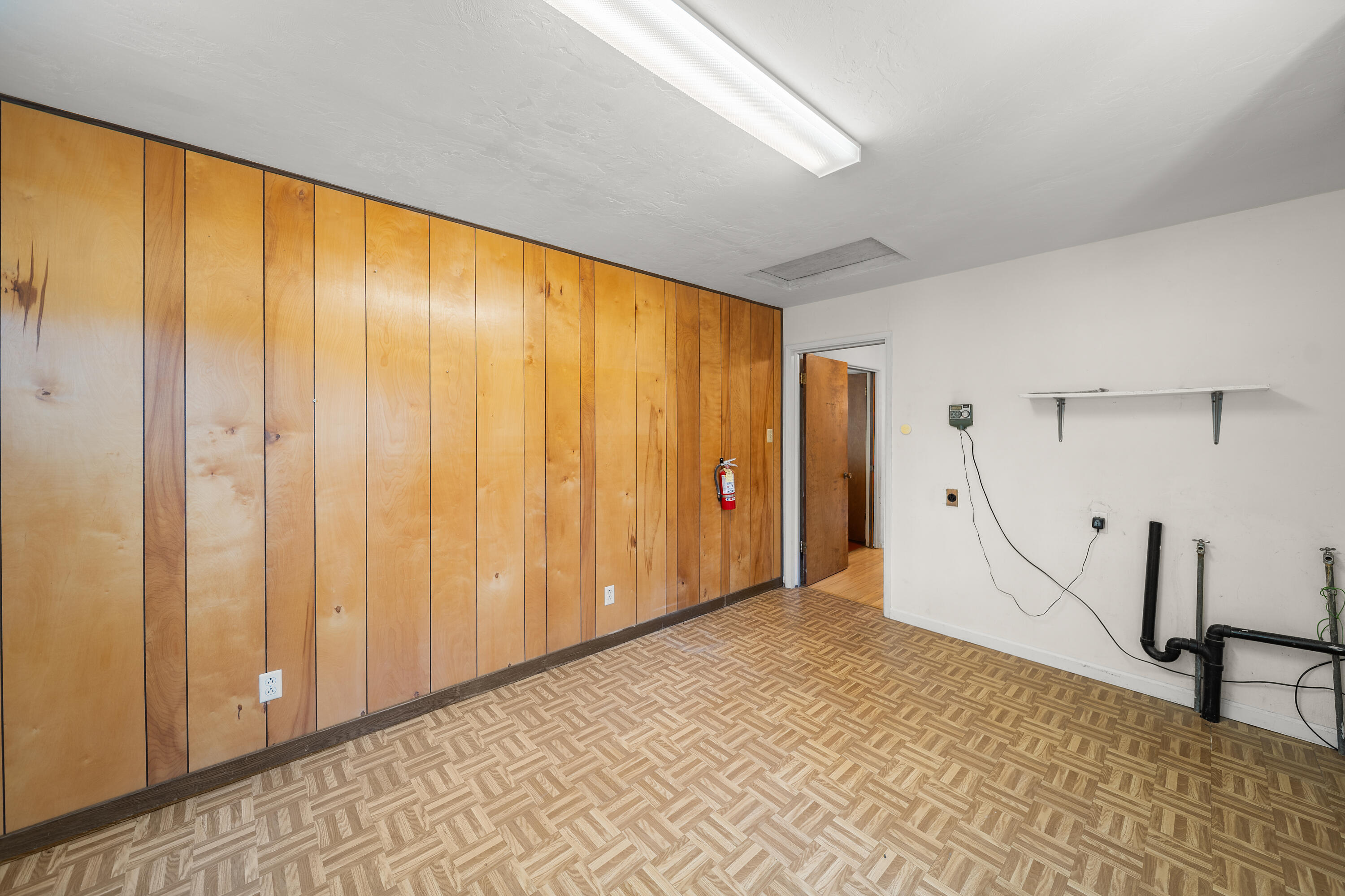 14575 Kinney Avenue Red Bluff, CA 96080 - Photo 24 of 43 a view of an empty room