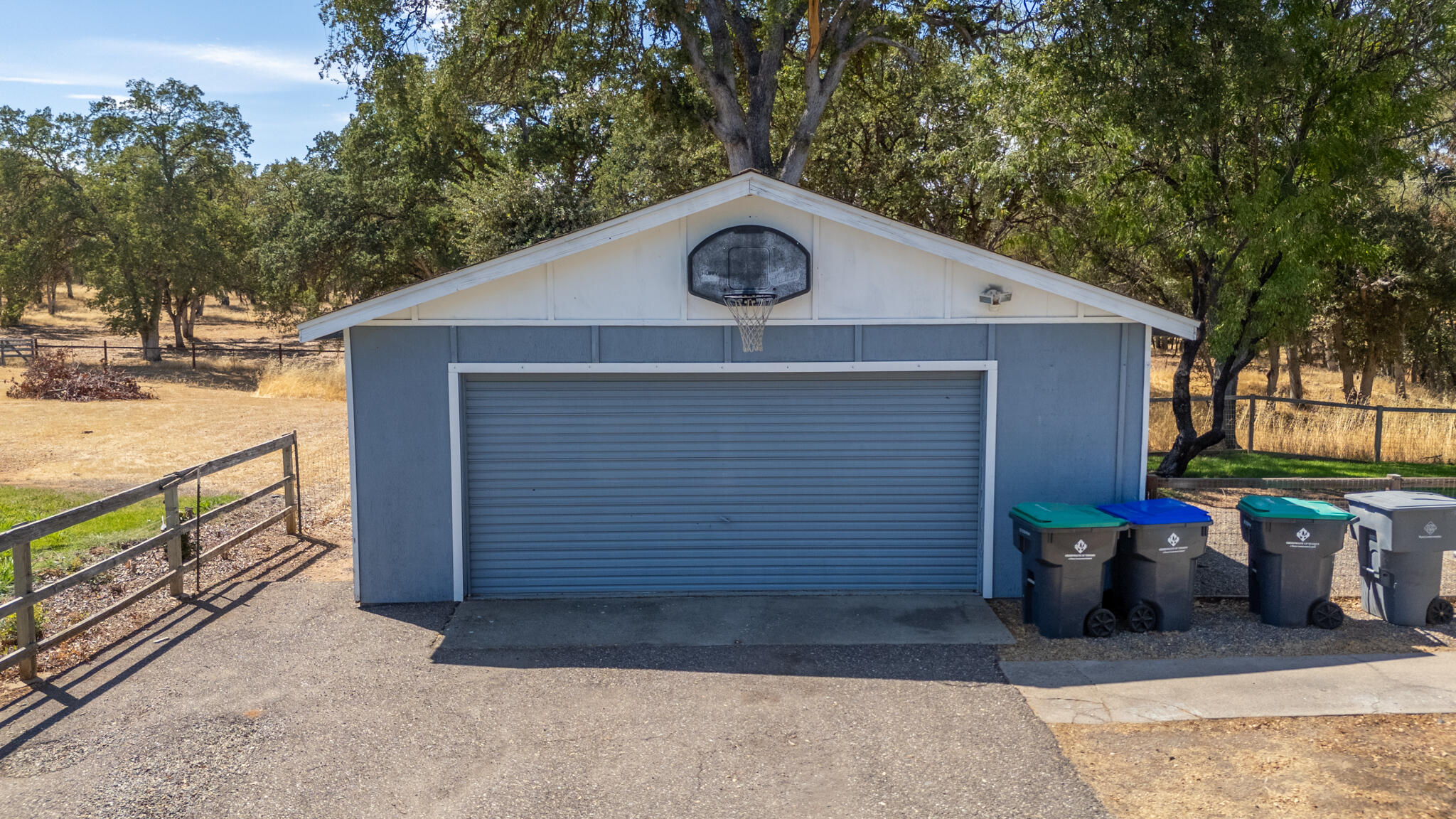 14575 Kinney Avenue Red Bluff, CA 96080 - Photo 29 of 43 a view of outdoor space and yard