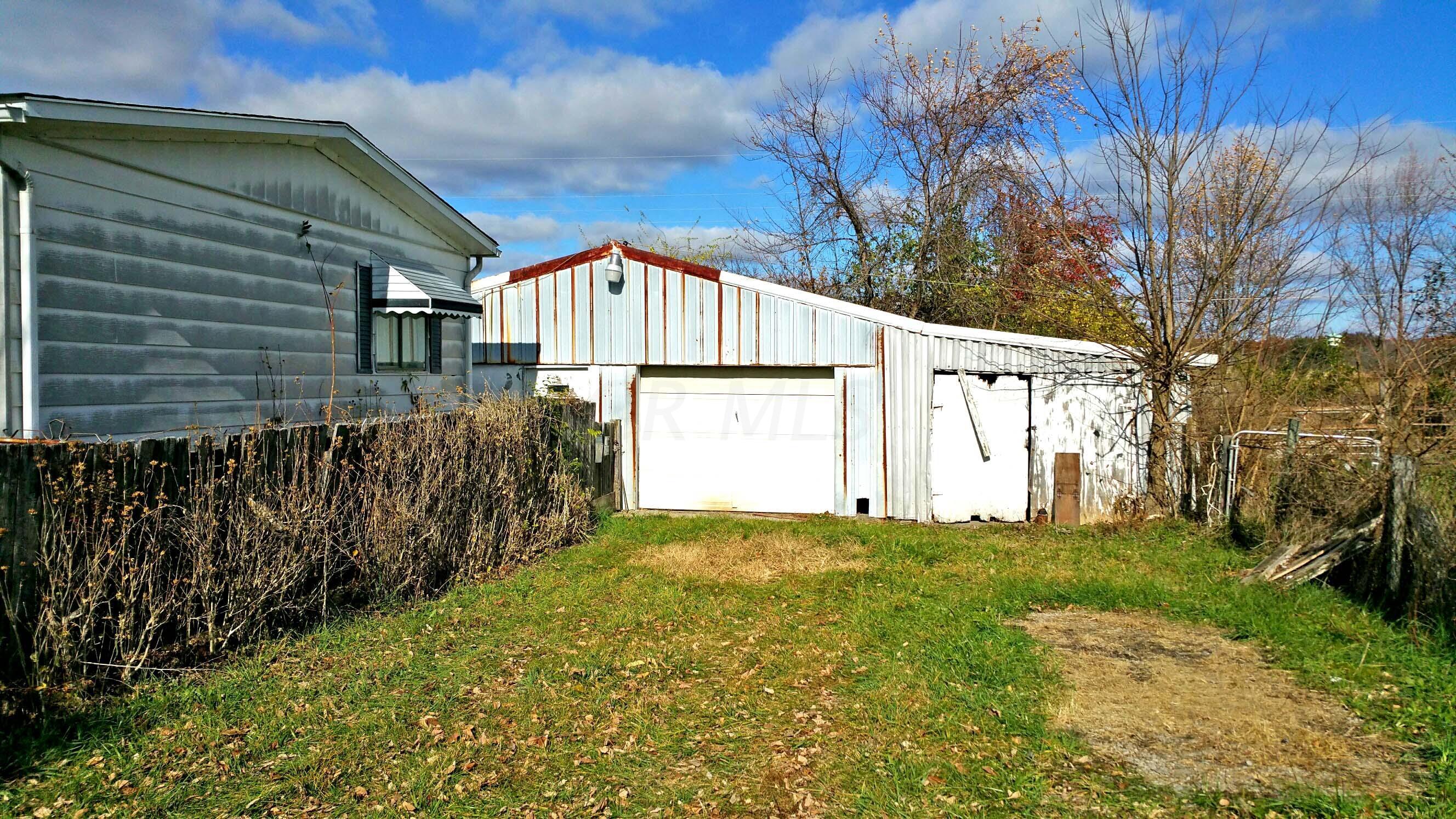 9840 Perrill Road Canal Winchester, OH 43110 - Photo 3 of 6