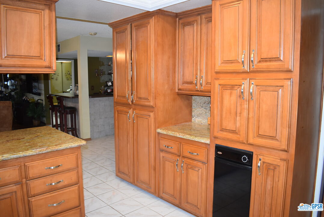 6801 Rycroft Drive Riverside, CA 92506 - Photo 9 of 48 Gallery Image 9