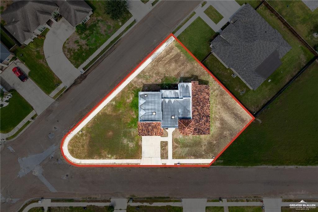 511 Mi Vida Street Weslaco, TX 78596 - Photo 2 of 13