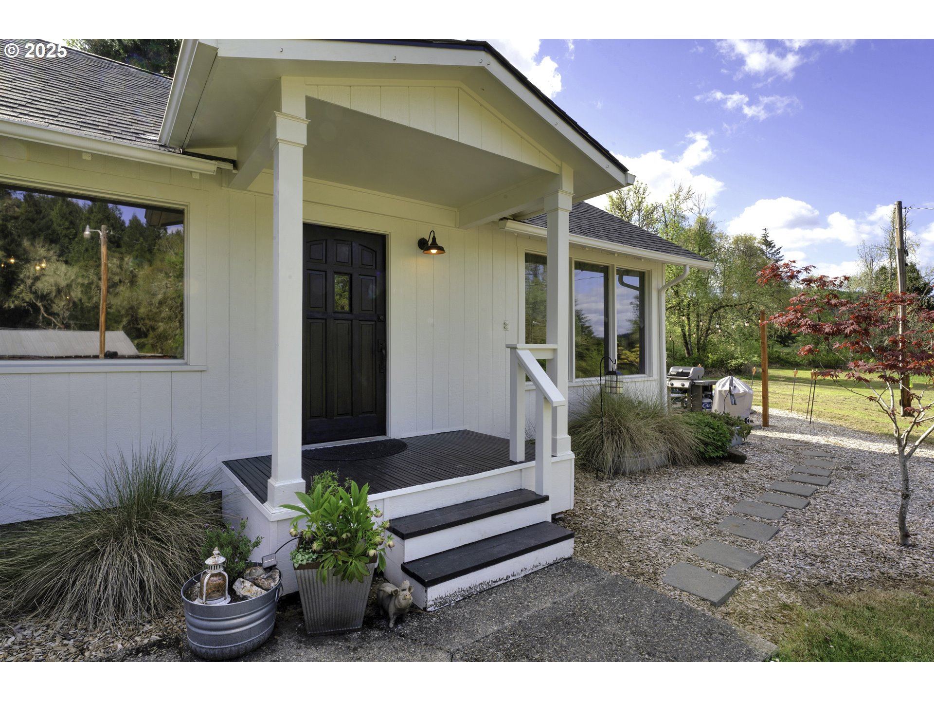 608 Flournoy Valley Road Roseburg, OR 97471 - Photo 4 of 48 Gallery Image 4