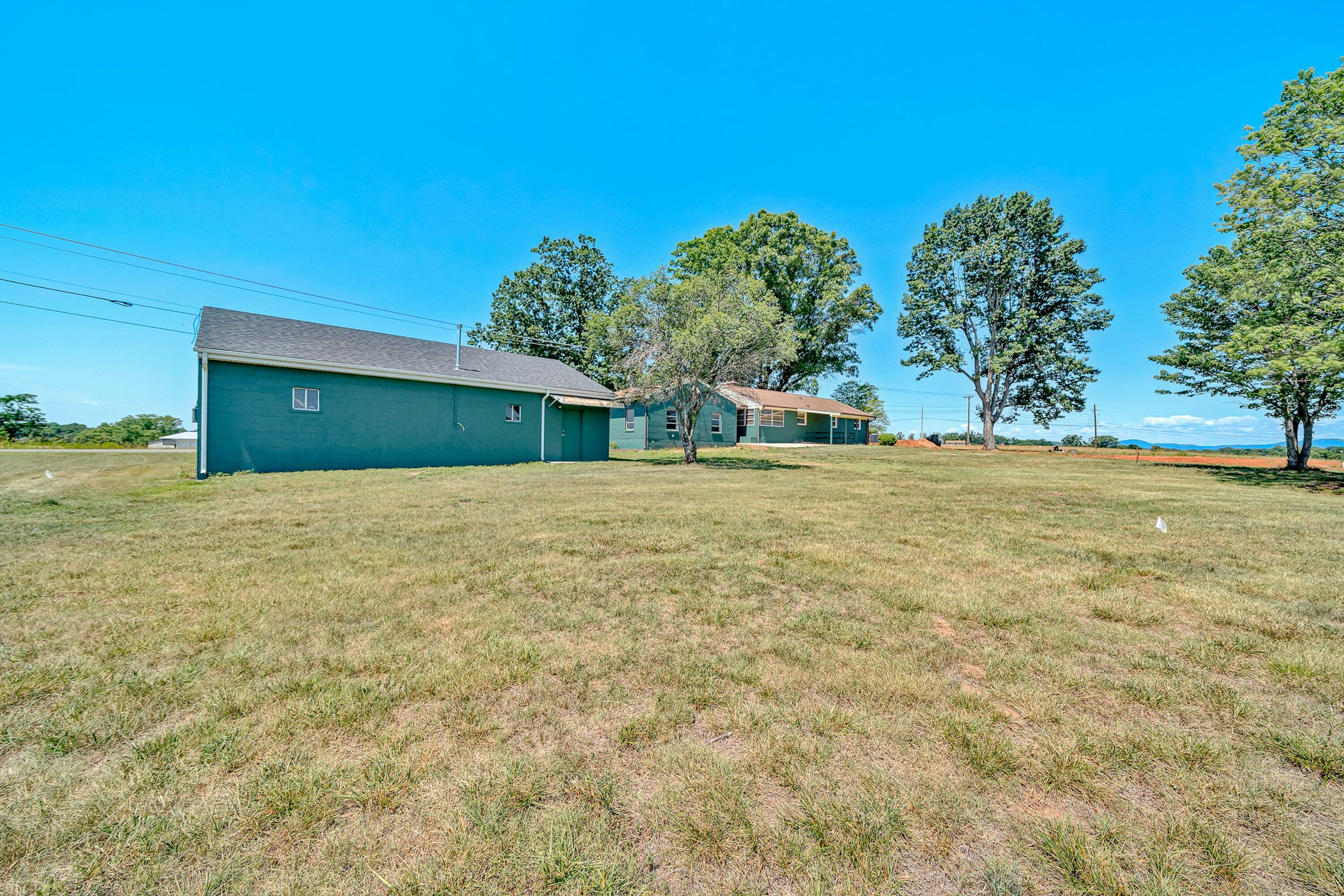 1084 Altice Road Moneta, VA 24121 - Photo 37 of 45 pic 37