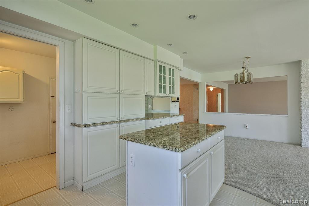 22663 Penton Rise Court Novi, MI 48375 - Photo 14 of 46