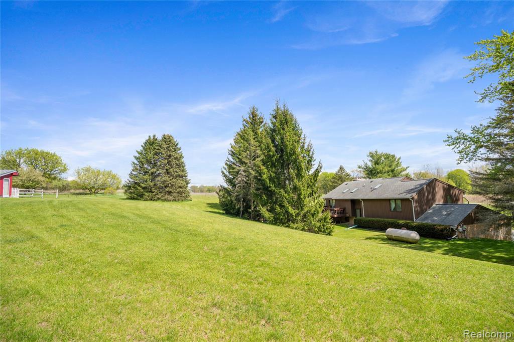 2725 Cooley Lake Road Highland, MI 48356 - Photo 62 of 63