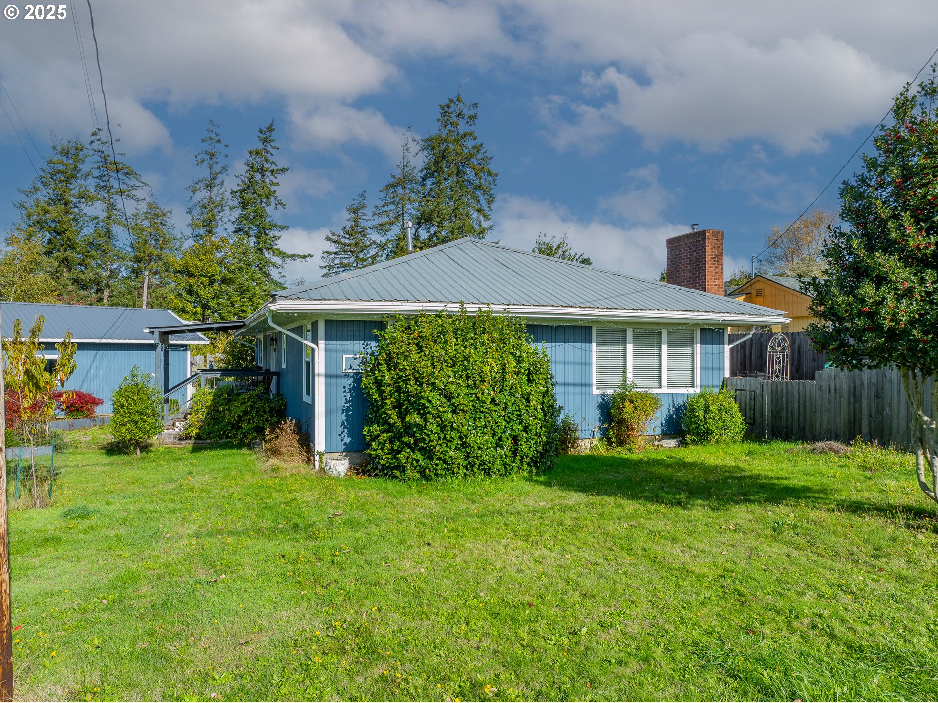 1713 Maple Street Myrtle Point, OR 97458 - Photo 6 of 38