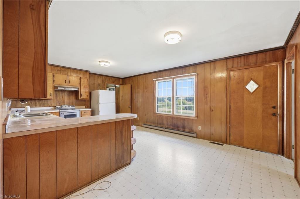 3075 County Farm Road Gibsonville, NC 27249 - Photo 6 of 26