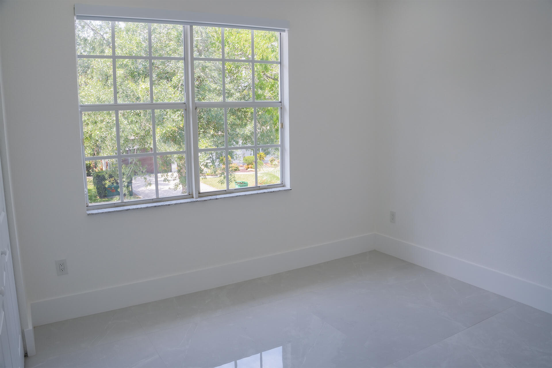 5227 Southwest 195th Terrace Miramar, FL 33029 - Photo 49 of 58 5227UpstairsBedroom3