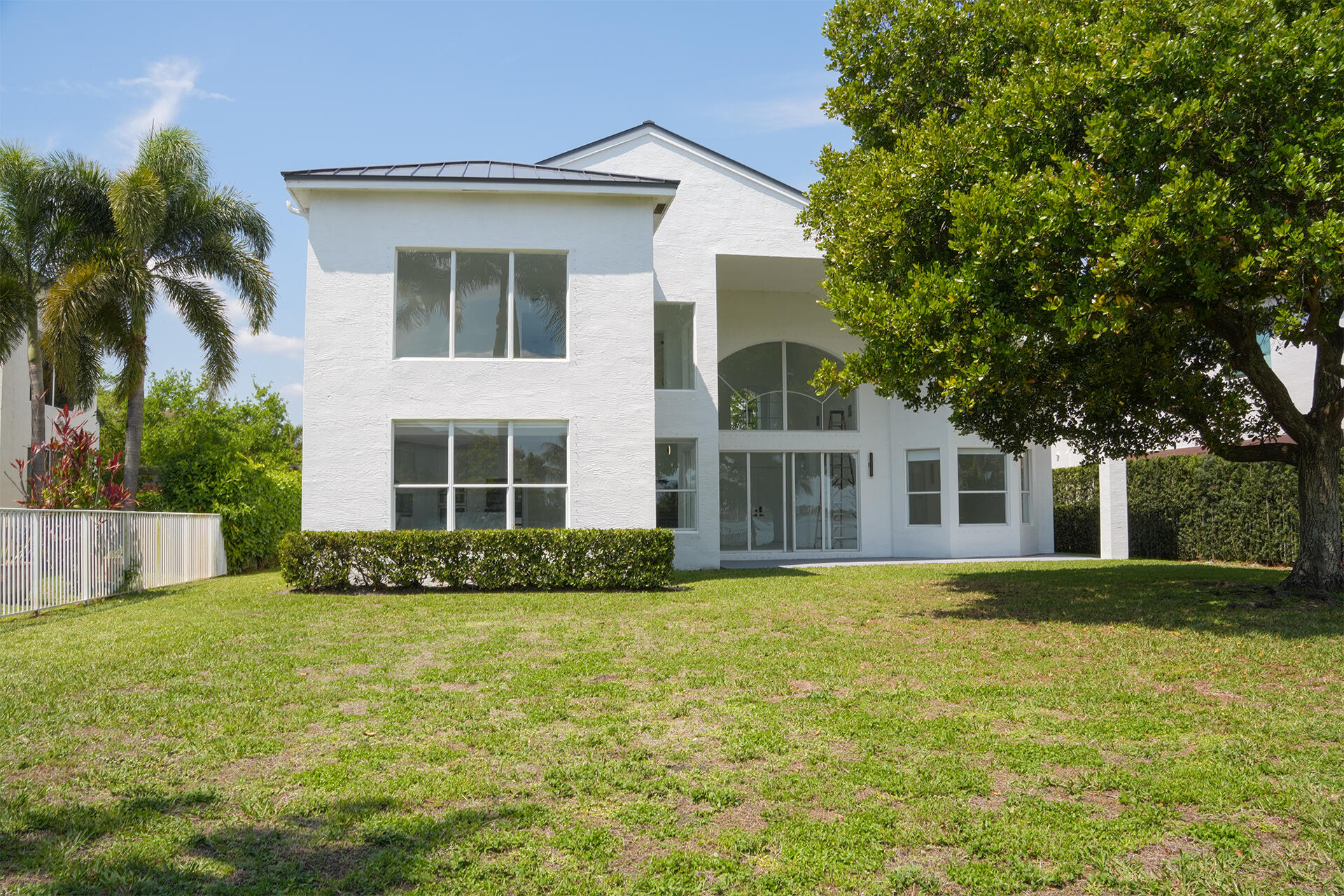 5227 Southwest 195th Terrace Miramar, FL 33029 - Photo 57 of 58 5227yard