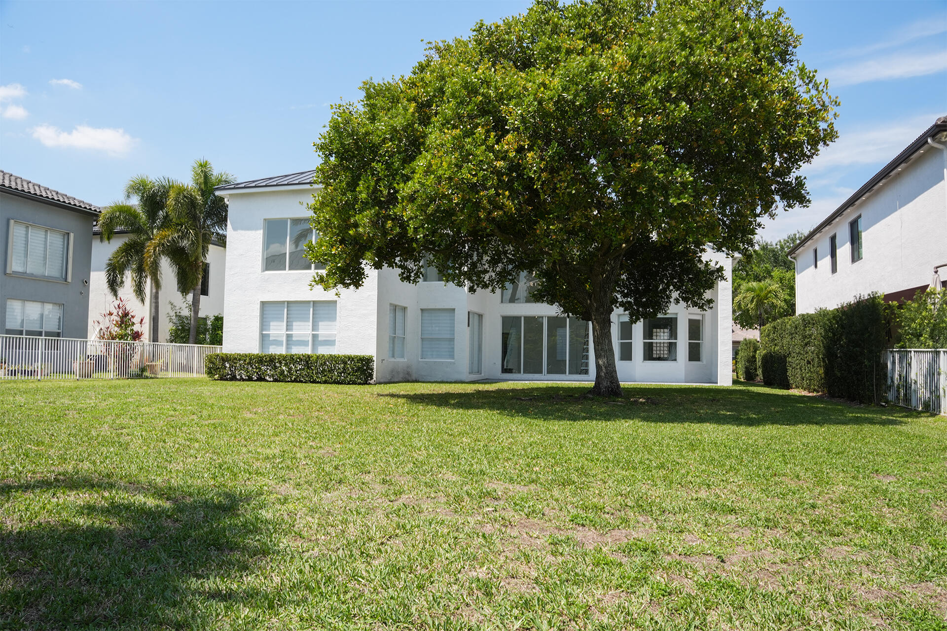 5227 Southwest 195th Terrace Miramar, FL 33029 - Photo 58 of 58 5227Backyard2