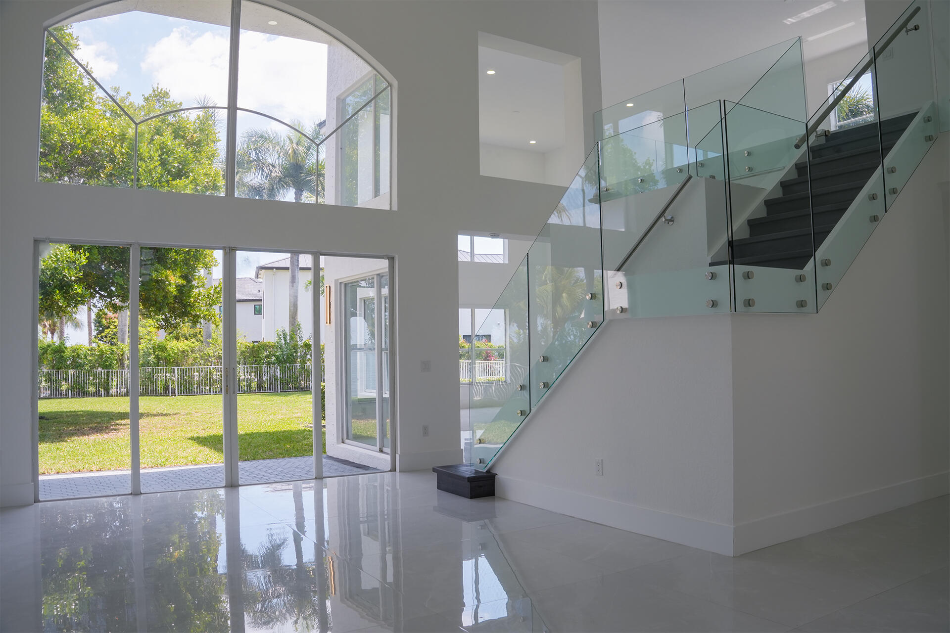 5227 Southwest 195th Terrace Miramar, FL 33029 - Photo 9 of 58 5227Livingroom