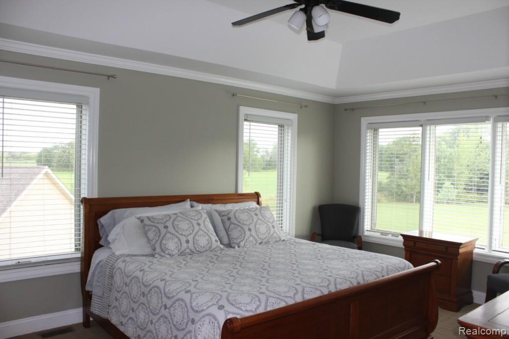 16292 Lewis Road Capac, MI 48014 - Photo 13 of 33 IMG_5011.jpg