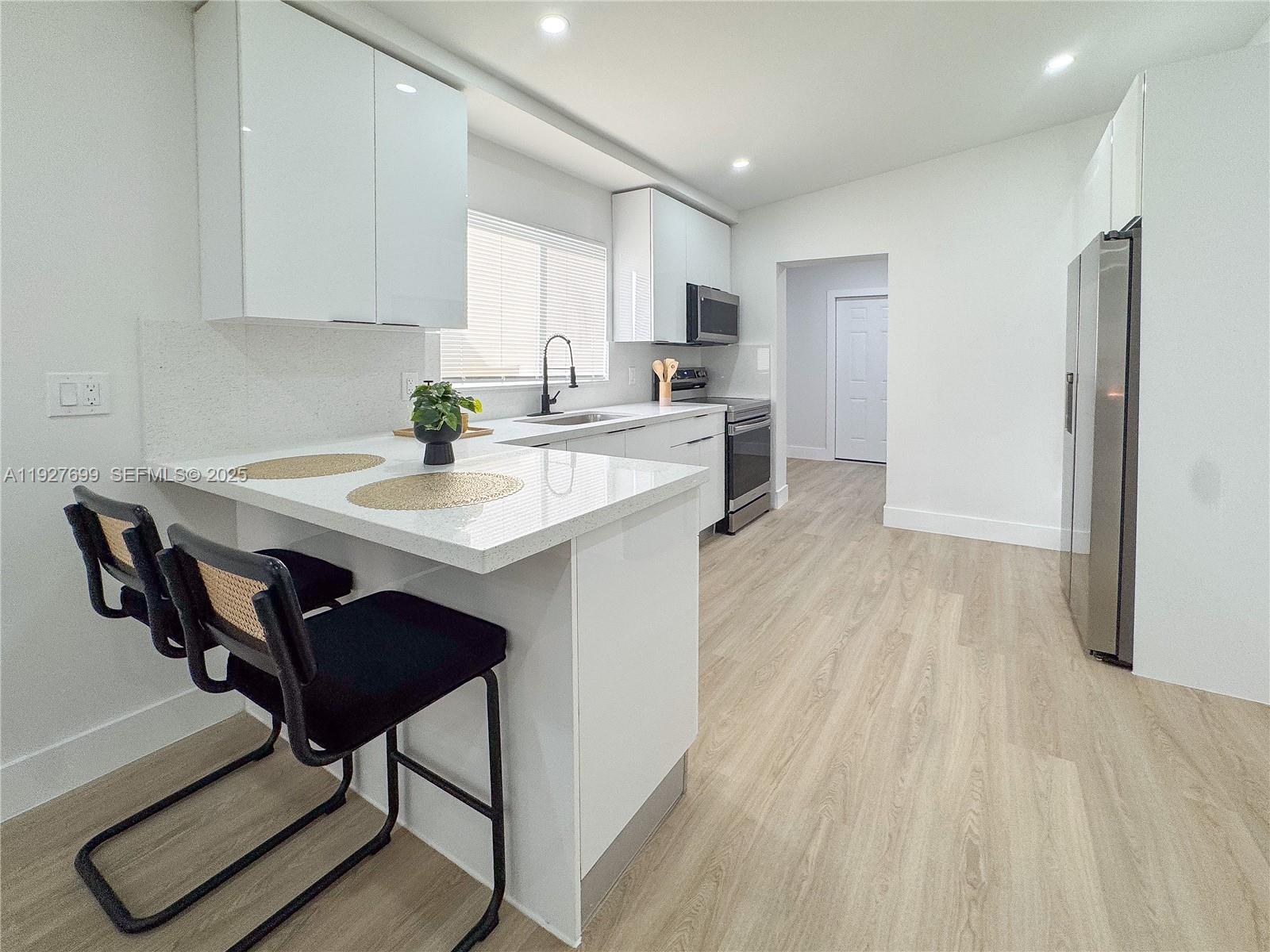 14481 Southwest 291st Street Homestead, FL 33033 - Photo 8 of 21 Gallery Image 8