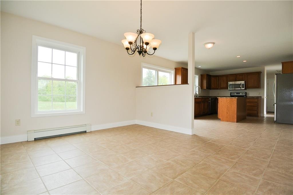 27 Wilson Road Cumberland, ME 04021 - Photo 12 of 33 Eat-in kitchen area