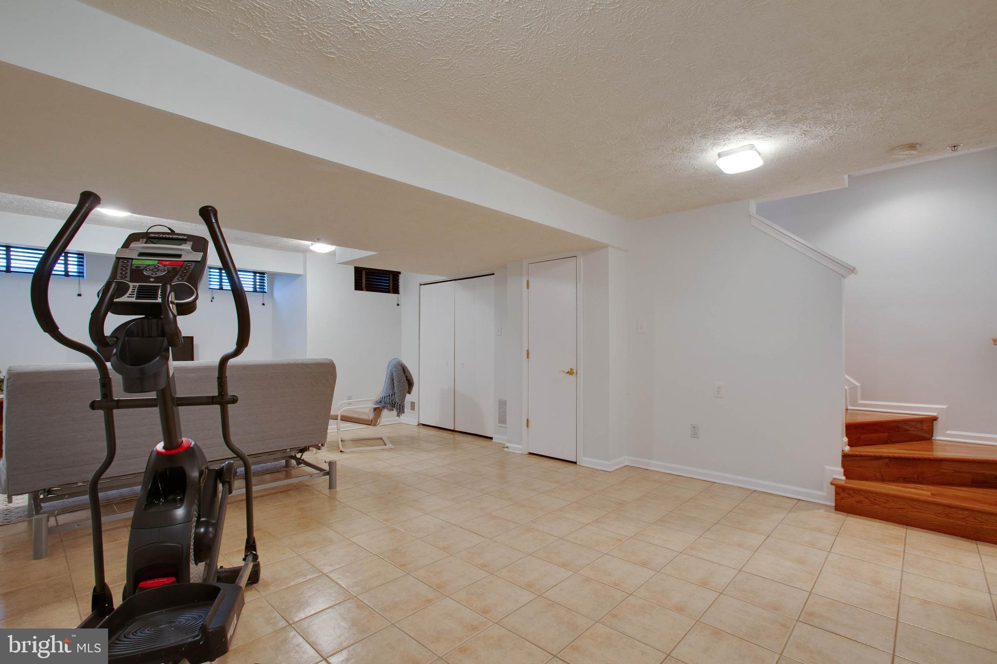 2034 Hackberry Road Baltimore, MD 21221 - Photo 22 of 33