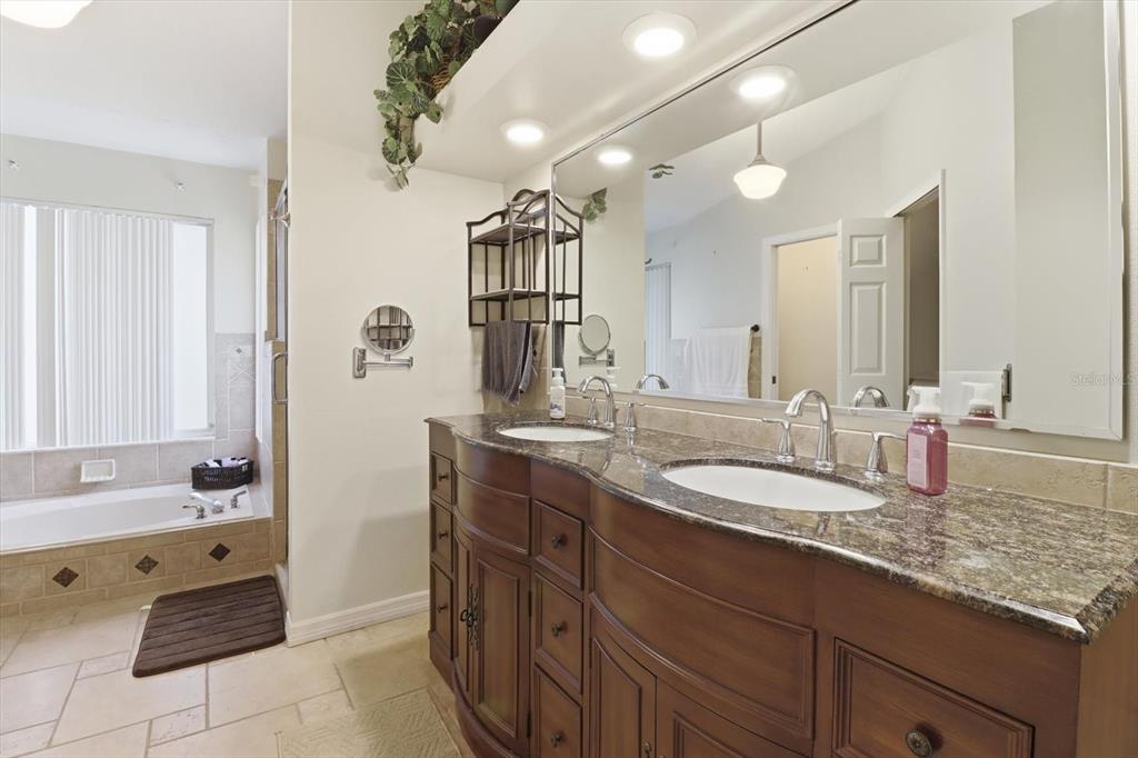 35103 Riverside Court Leesburg, FL 34788 - Photo 19 of 48 Gallery Image 19