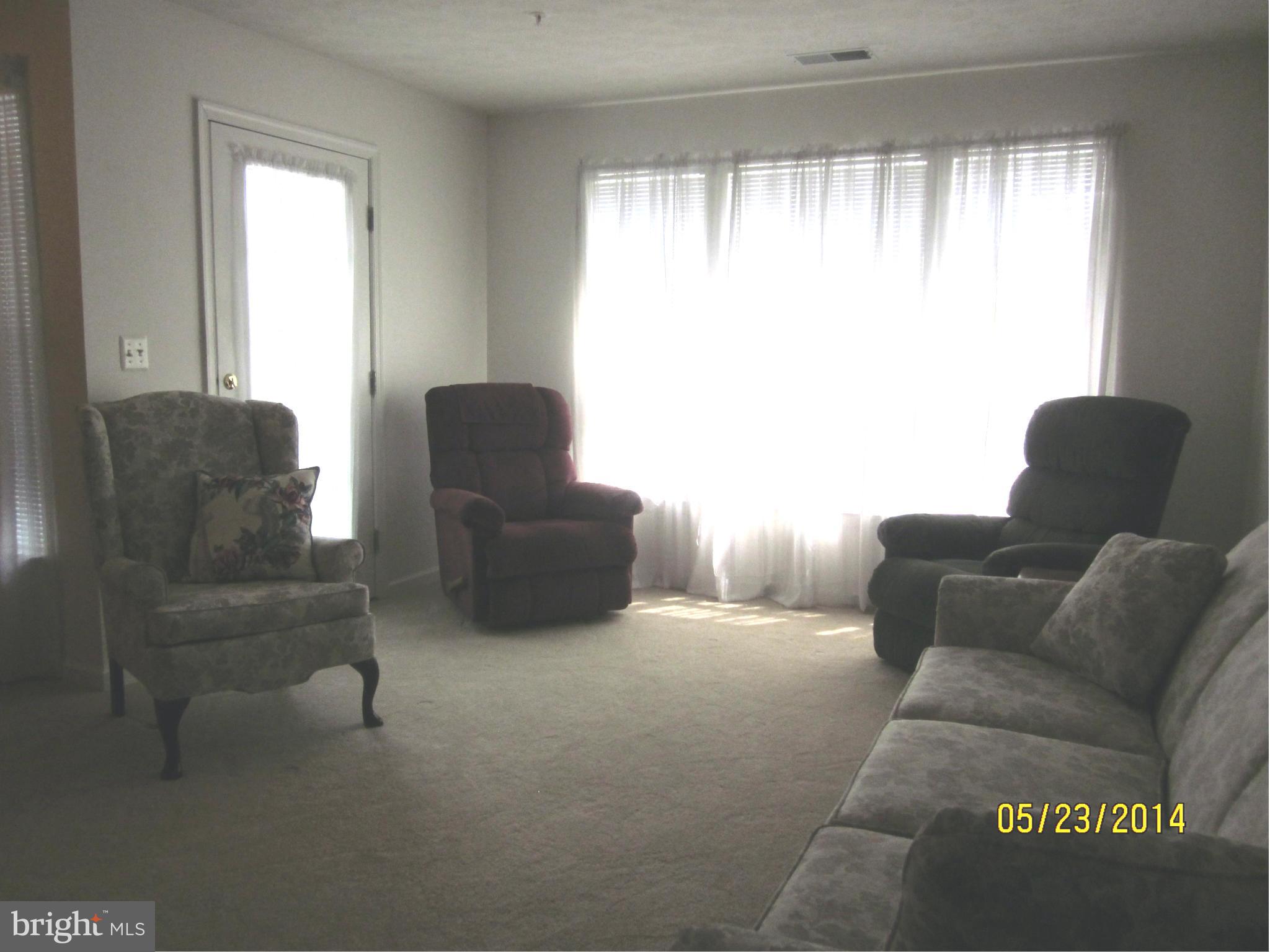 9602 Haven Farm Road, Unit H Perry Hall, MD 21128 - Photo 6 of 12 Living Room